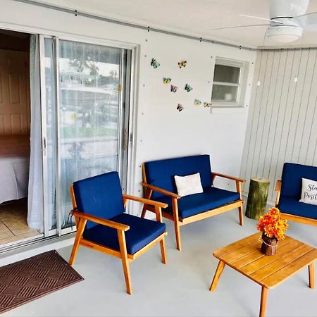 Cozy Home With One Bedroom 珊瑚角 外观 照片
