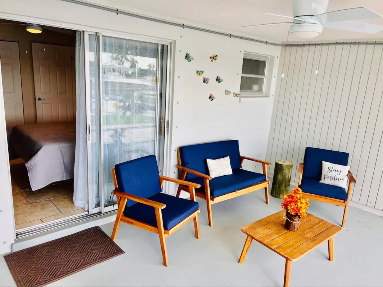 Cozy Home With One Bedroom 珊瑚角 外观 照片